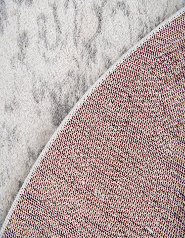 Detail image of 5' 10 x 6' Monaco Round Rug