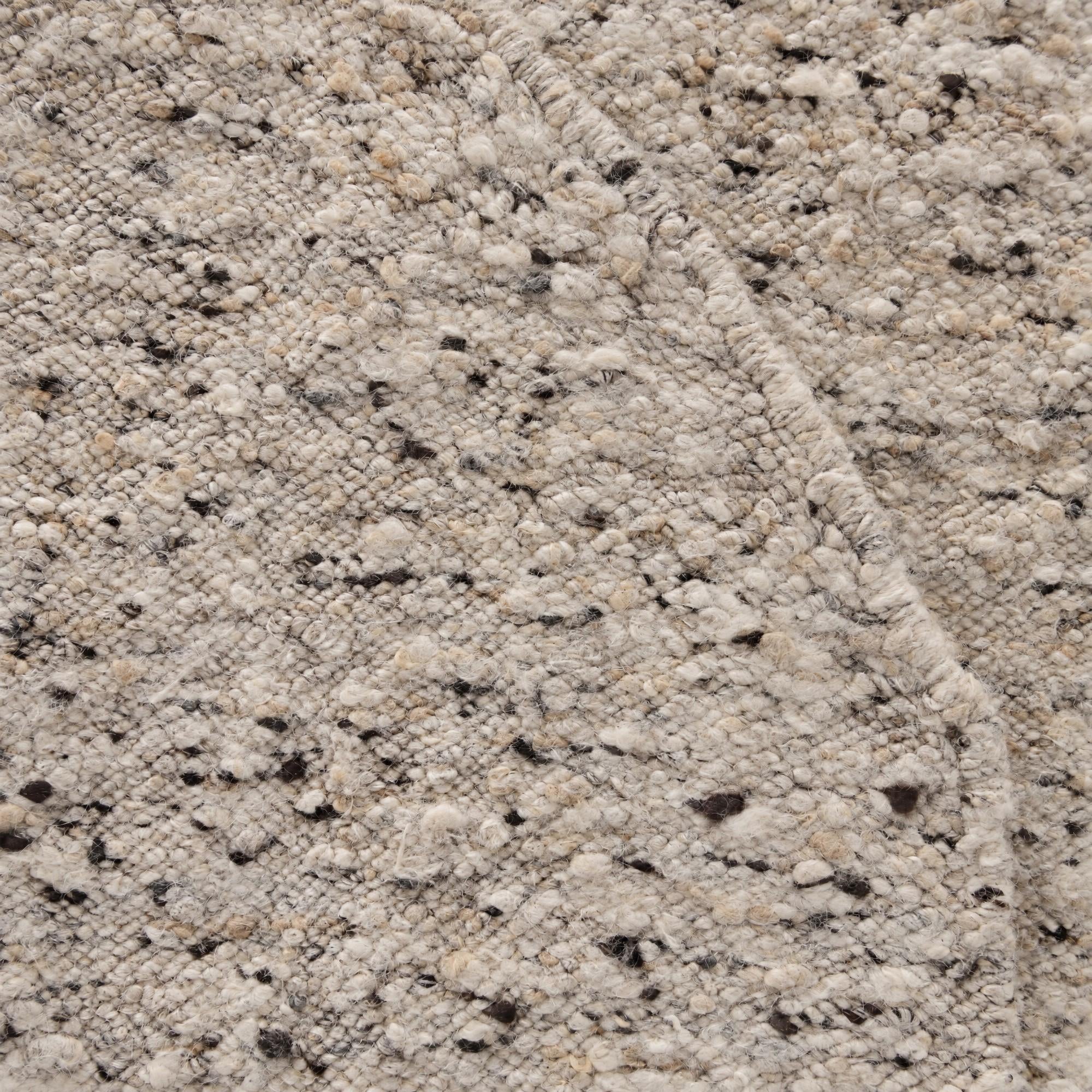Detail image 12 of 12: 4' 9 x 4' 11 Hand Knotted Moroccan Wool Round Rug