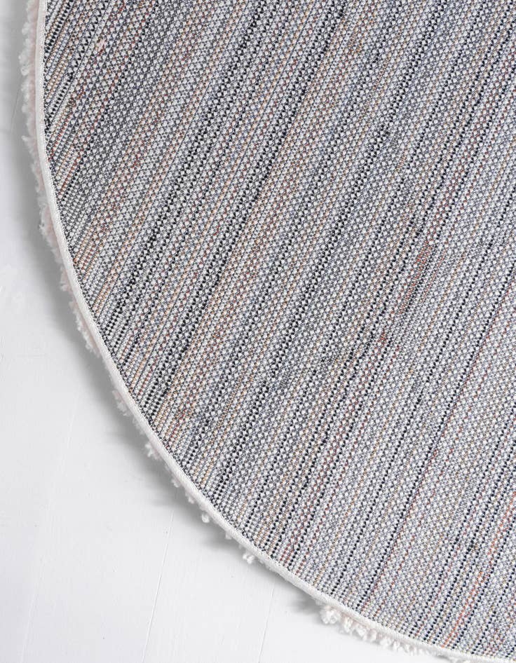 Detail image of 8' x 8' Moroccan Shag Round Rug