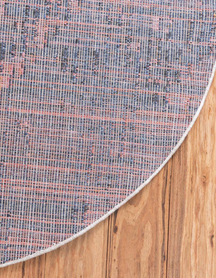 Detail image of 7' x 7' Morocco Round Rug