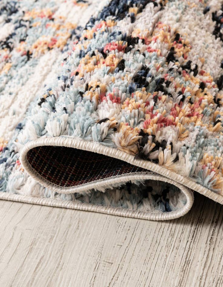 Detail image of 7' x 7' Morocco Round Rug