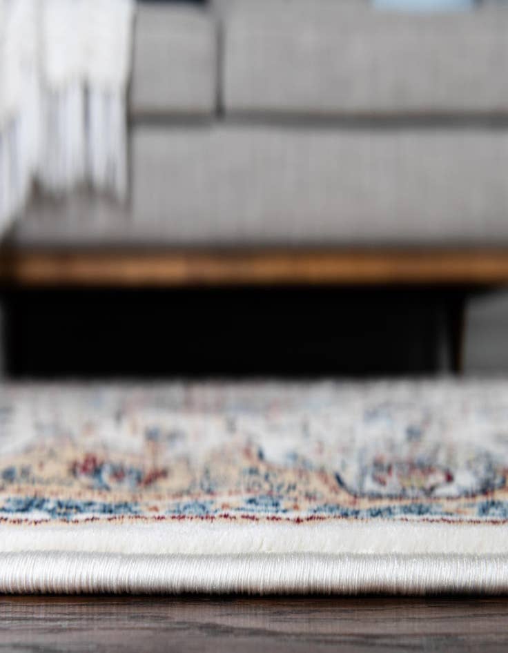 Detail image of 5' x 5' Nain Design Round Rug