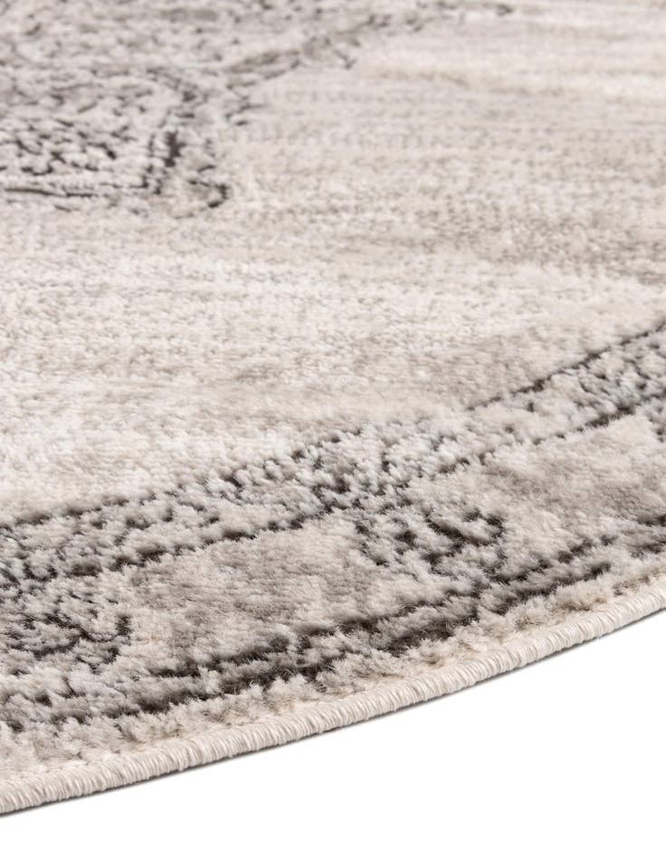 Detail image of 7' x 7' Nyla Round Rug