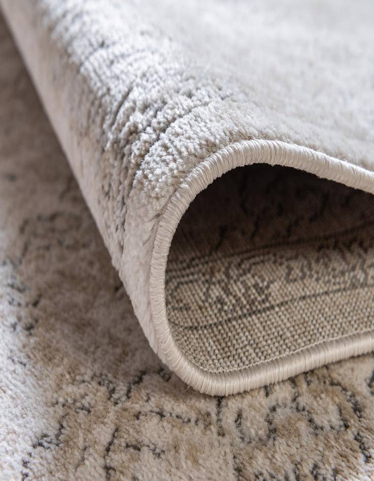 Detail image of 3' x 3' Oregon Round Rug