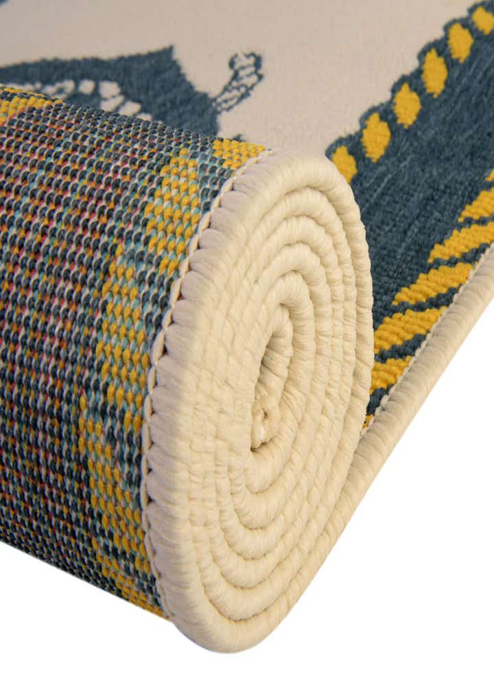 7' x 7' Easy-Clean Coastal Indoor / Outdoor Round Rug