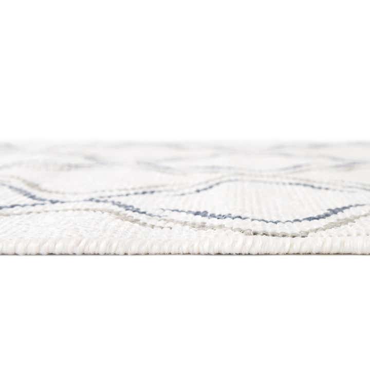 7' x 7' Easy-Clean Lattice Indoor / Outdoor Round Rug