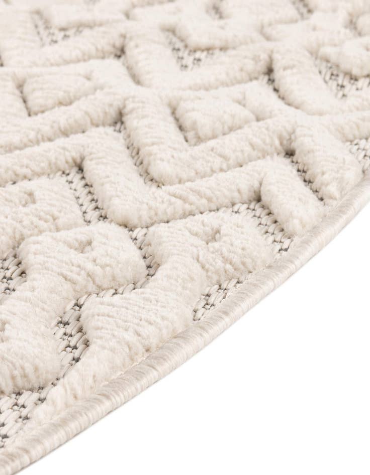 Detail image of 3' x 3' Easy-Clean Trellis Textured Indoor / Outdoor Round Rug