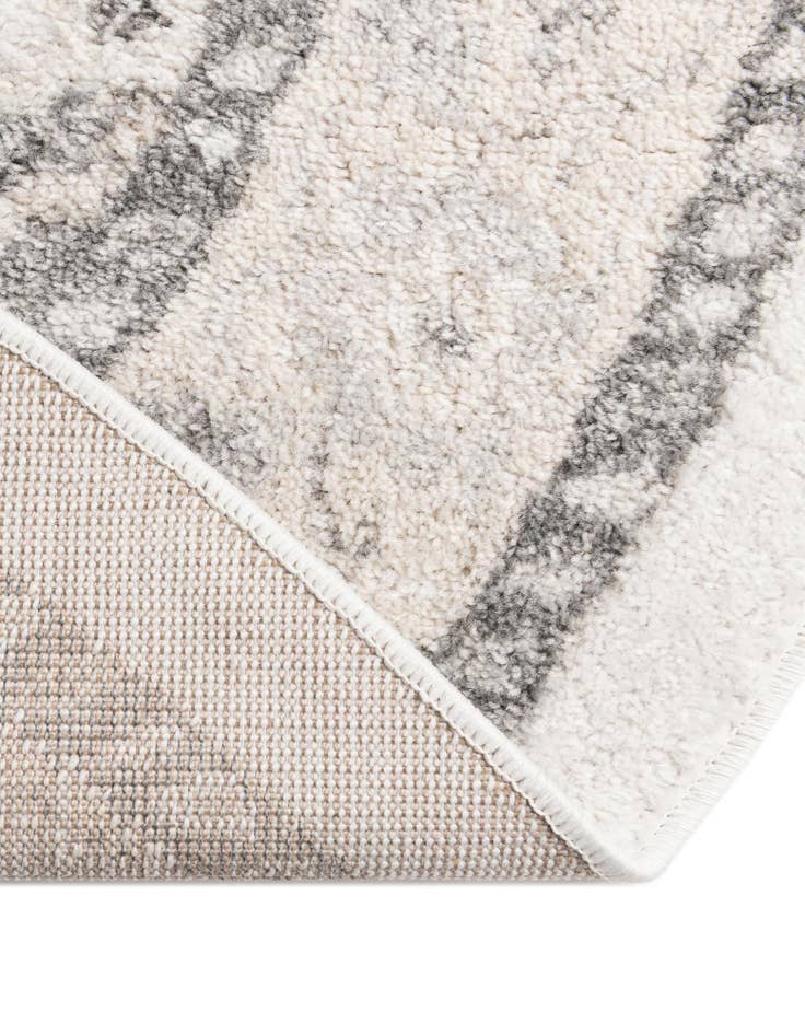 Detail image of 3' 3 x 3' 3 Parker Round Rug