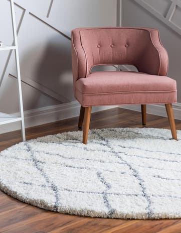 5' 3 x 5' 3 Soft Touch Shag Round Rug