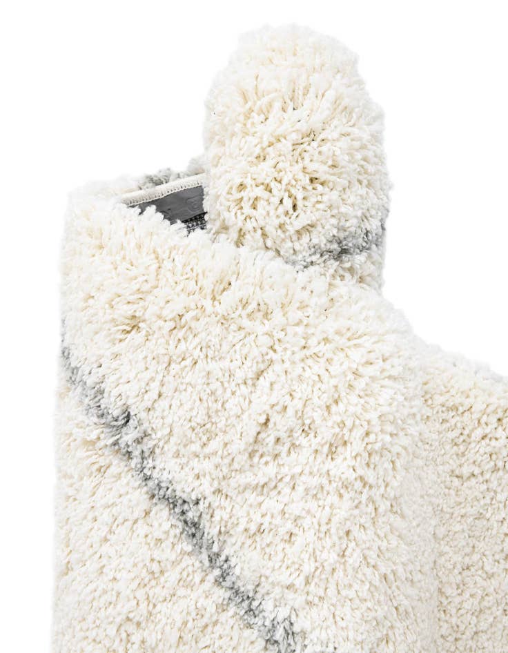 Detail image of 6' x 6' Soft Touch Shag Round Rug