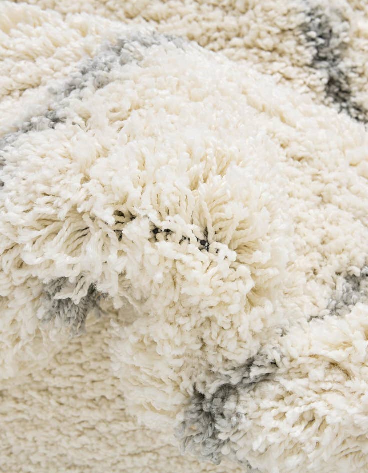 Detail image of 5' 3 x 5' 3 Soft Touch Shag Round Rug