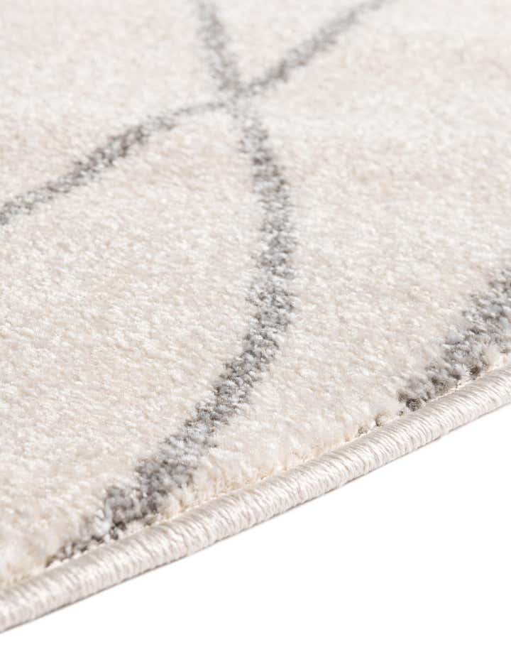 3' 3 x 3' 3 Titania Round Rug