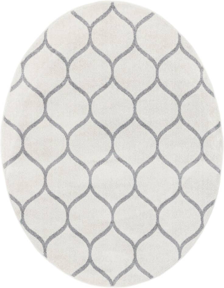 Detail image of 7' 10 x 7' 10 Trellis Frieze Round Rug