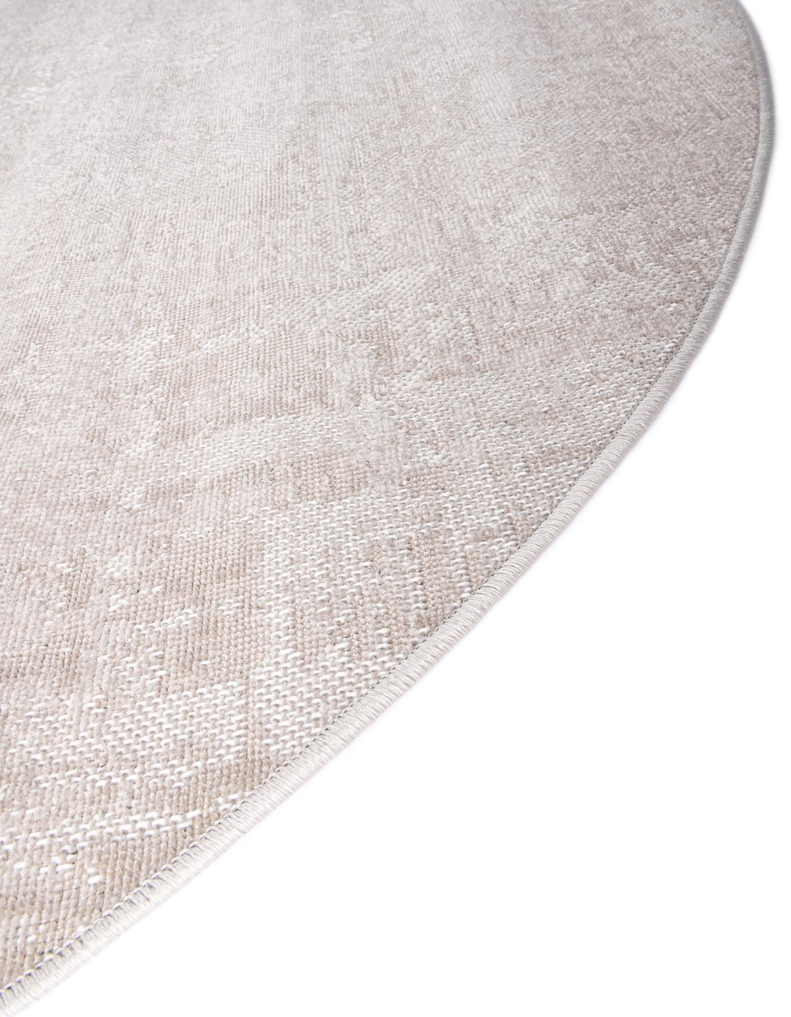 5' 3 x 5' 3 Valencia Round Rug