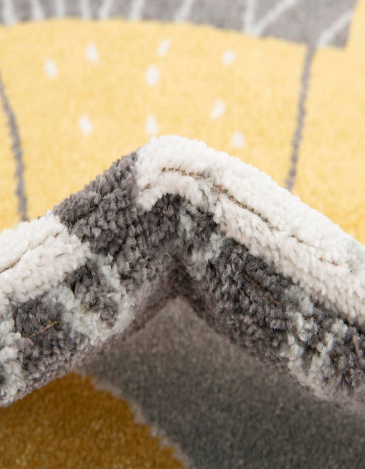 Detail image of 7' 10 x 7' 10 Lion Whimsy Kids Round Rug