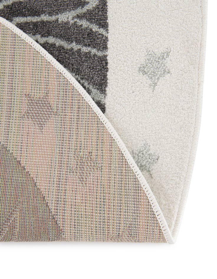 Detail image of 7' 10 x 7' 10 Lion Whimsy Kids Round Rug