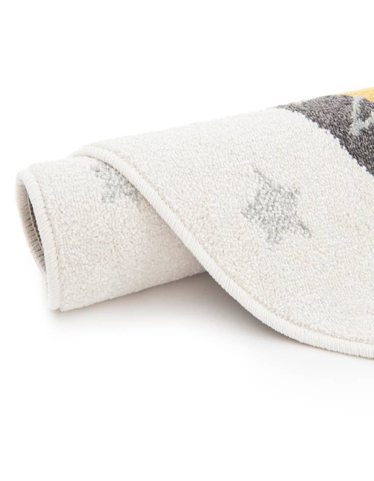 Detail image of 7' 10 x 7' 10 Lion Whimsy Kids Round Rug