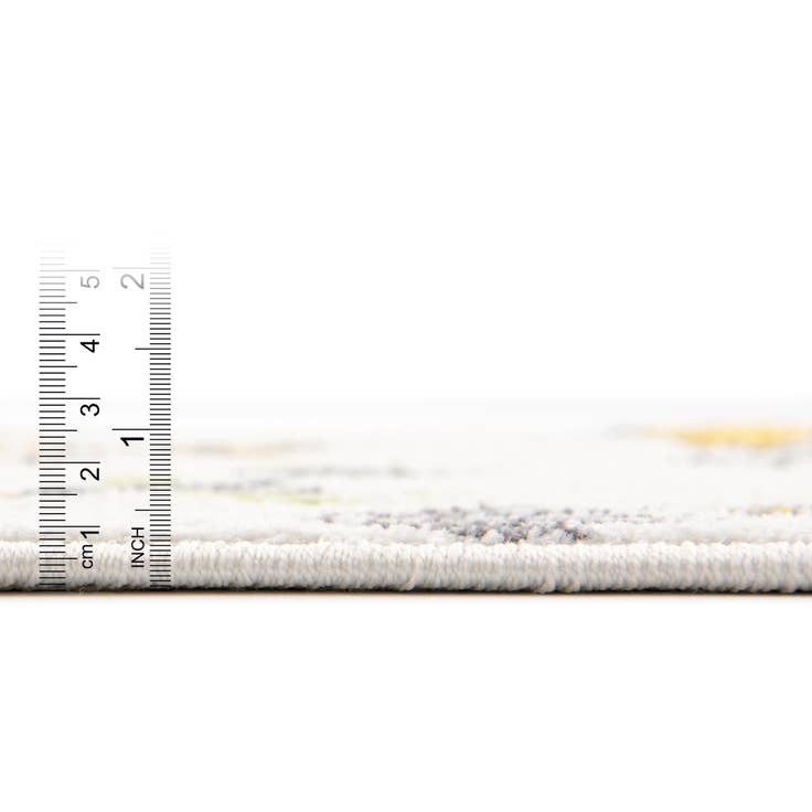Detail image of 5' 3 x 5' 3 Animals Whimsy Kids Round Rug