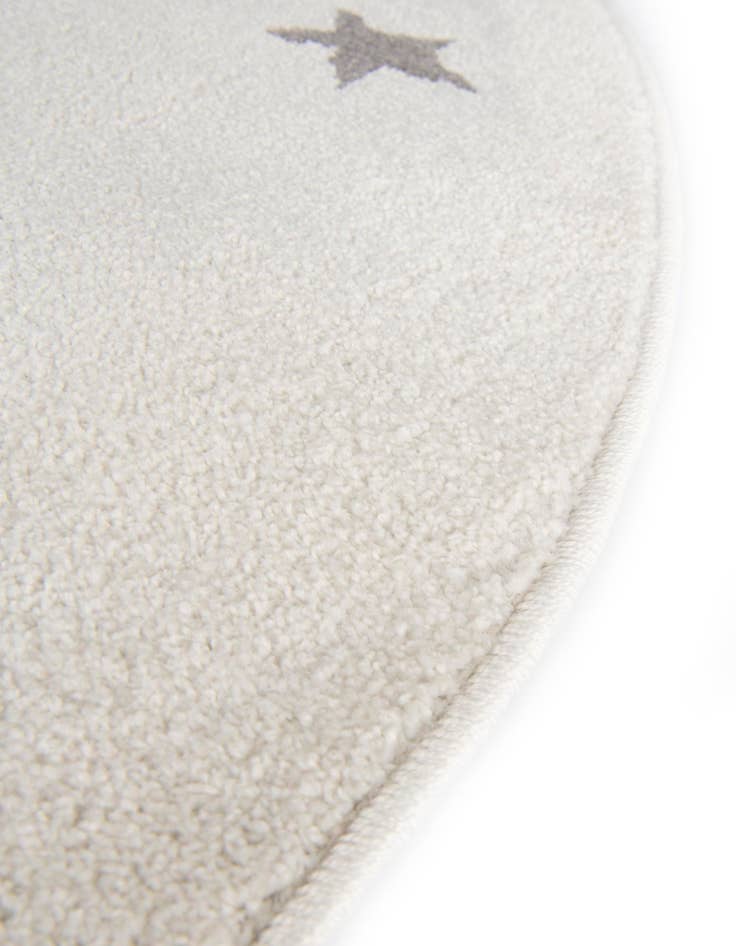 Detail image of 7' 10 x 7' 10 Star Whimsy Kids Round Rug