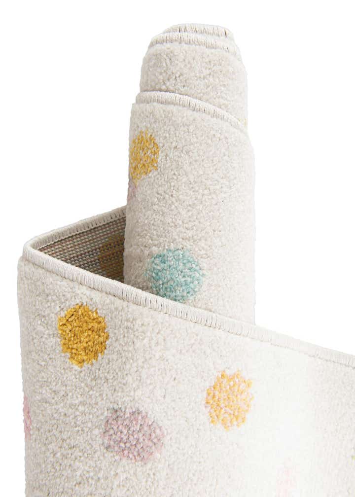 5' 3 x 5' 3 Polka Dot Whimsy Kids Round Rug