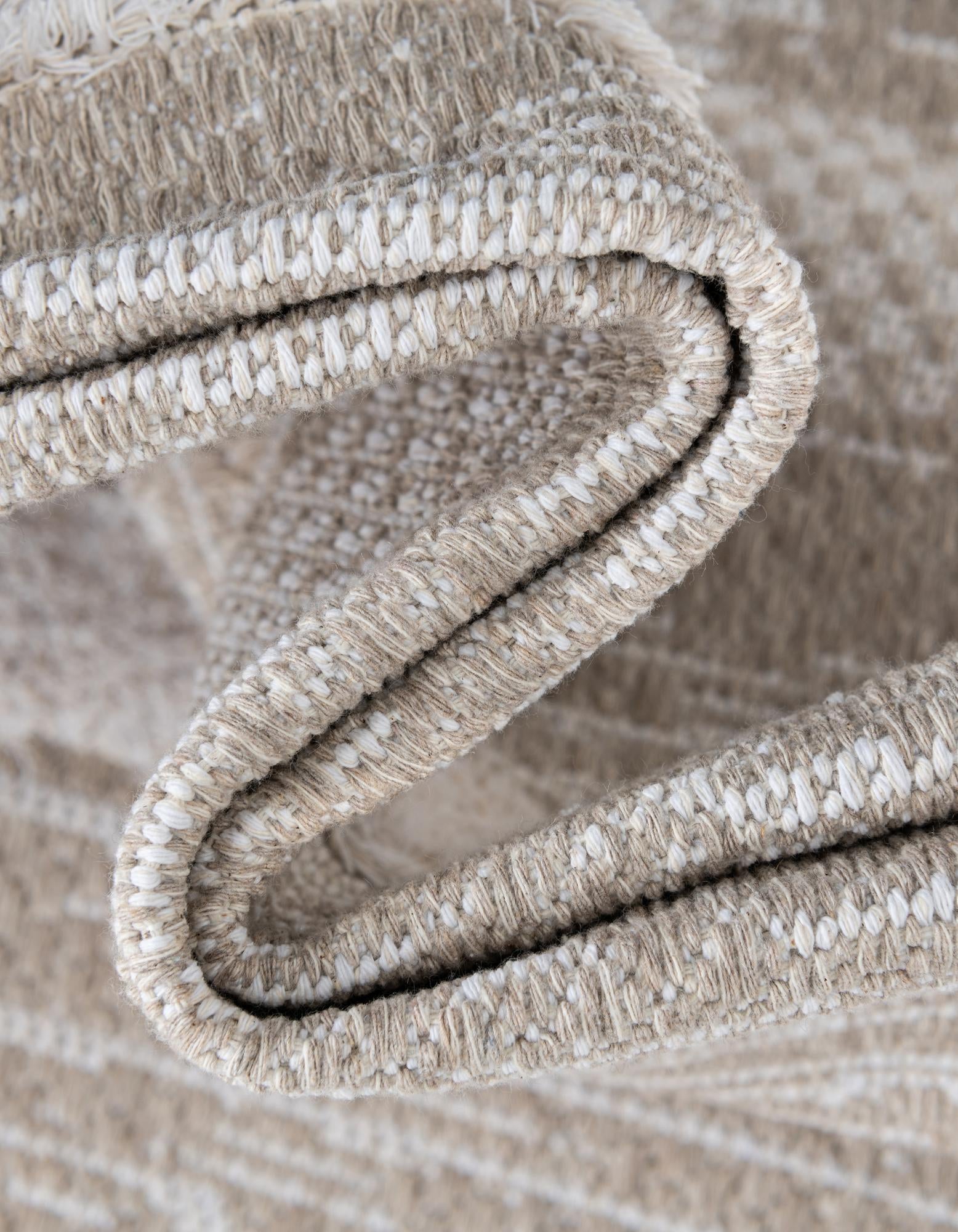 2' 7 x 12' Abbey Runner Rug