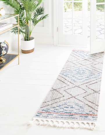 2' 7 x 13' Aramis Runner Rug