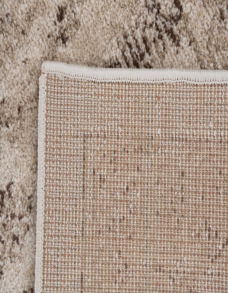 Detail image of 2' x 6' Arcadia Runner Rug