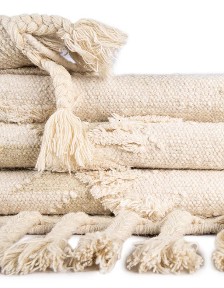 Detail image of 2' 2 x 6' 1  Hand Woven Arizona Wool Runner Rug