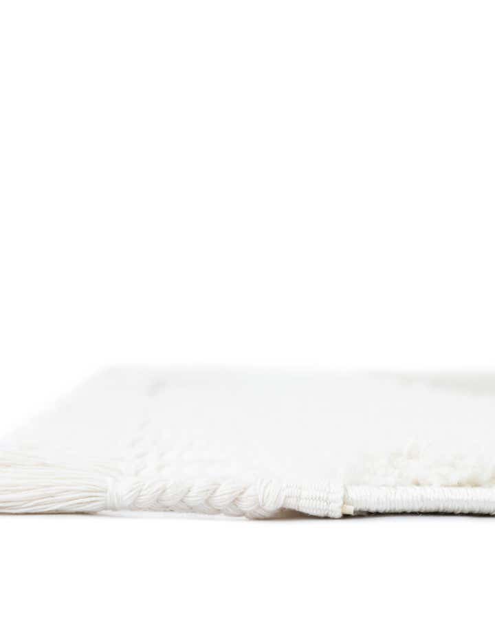 2' 7 x 10' Boho Runner Rug