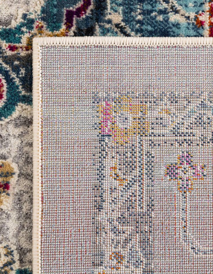Detail image of 2' 7 x 9' 10 Budapest Runner Rug