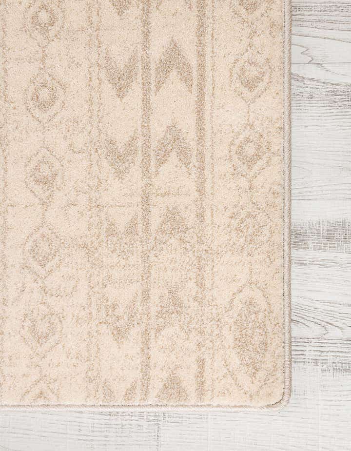 2' x 6' Contour Runner Rug
