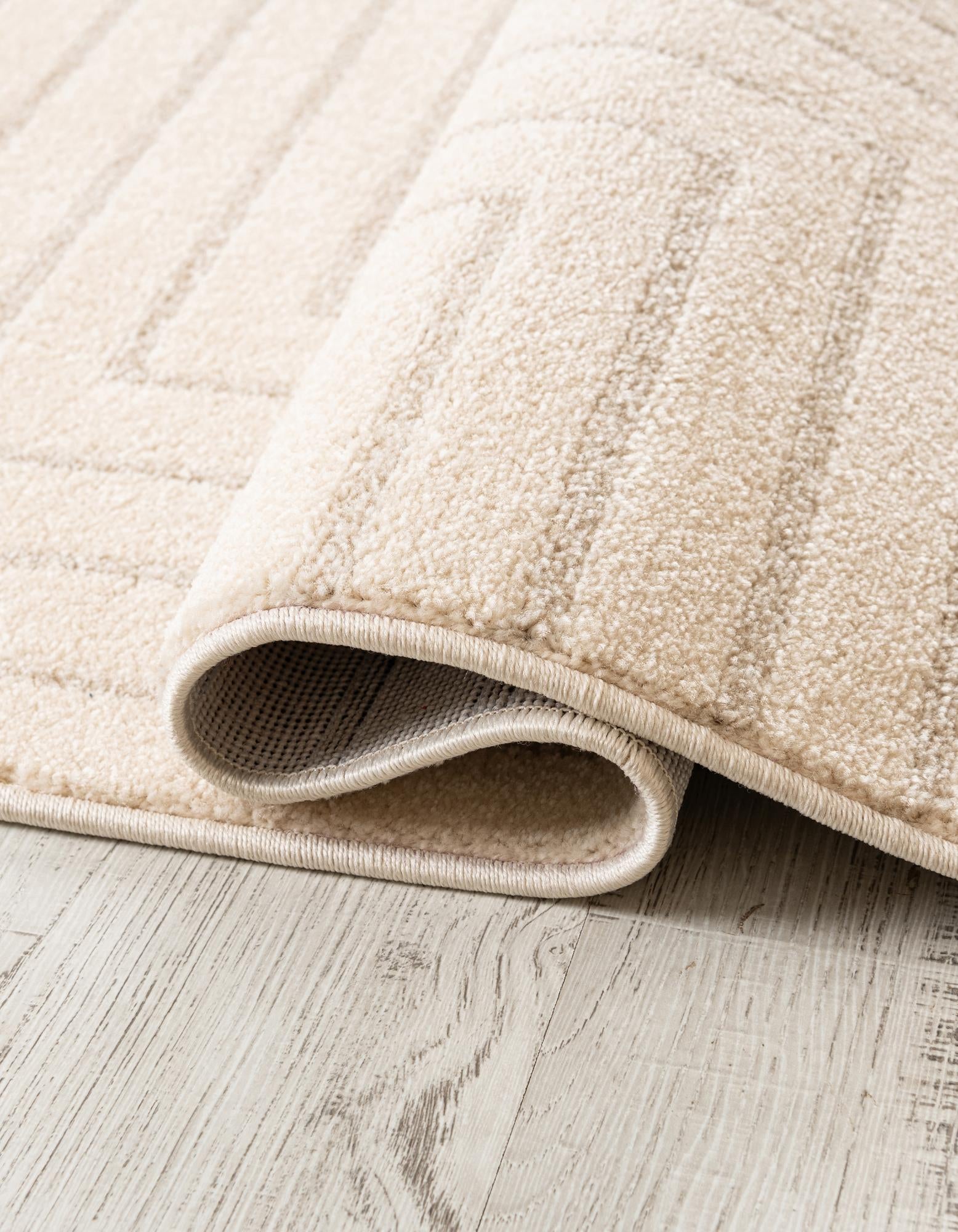 2' x 6' Contour Runner Rug