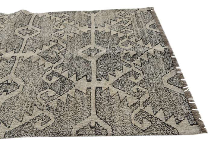 2' 6 x 8' 2 Hand Woven Darya Wool Runner Rug