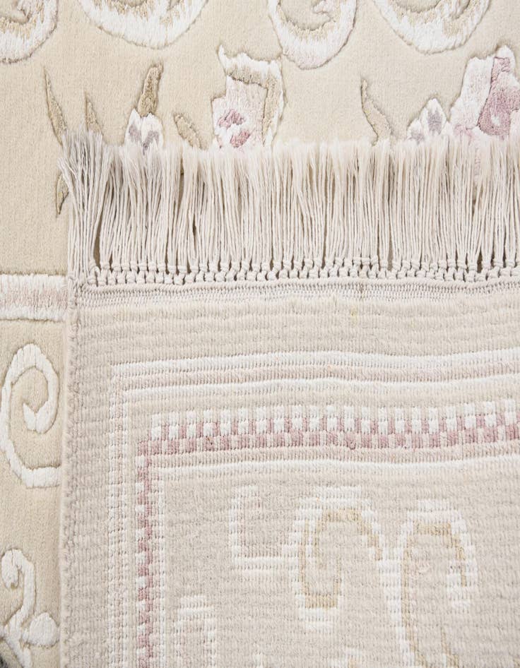 Detail image of 2' 9 x 9' 8  Hand Knotted Darya Wool Runner Rug