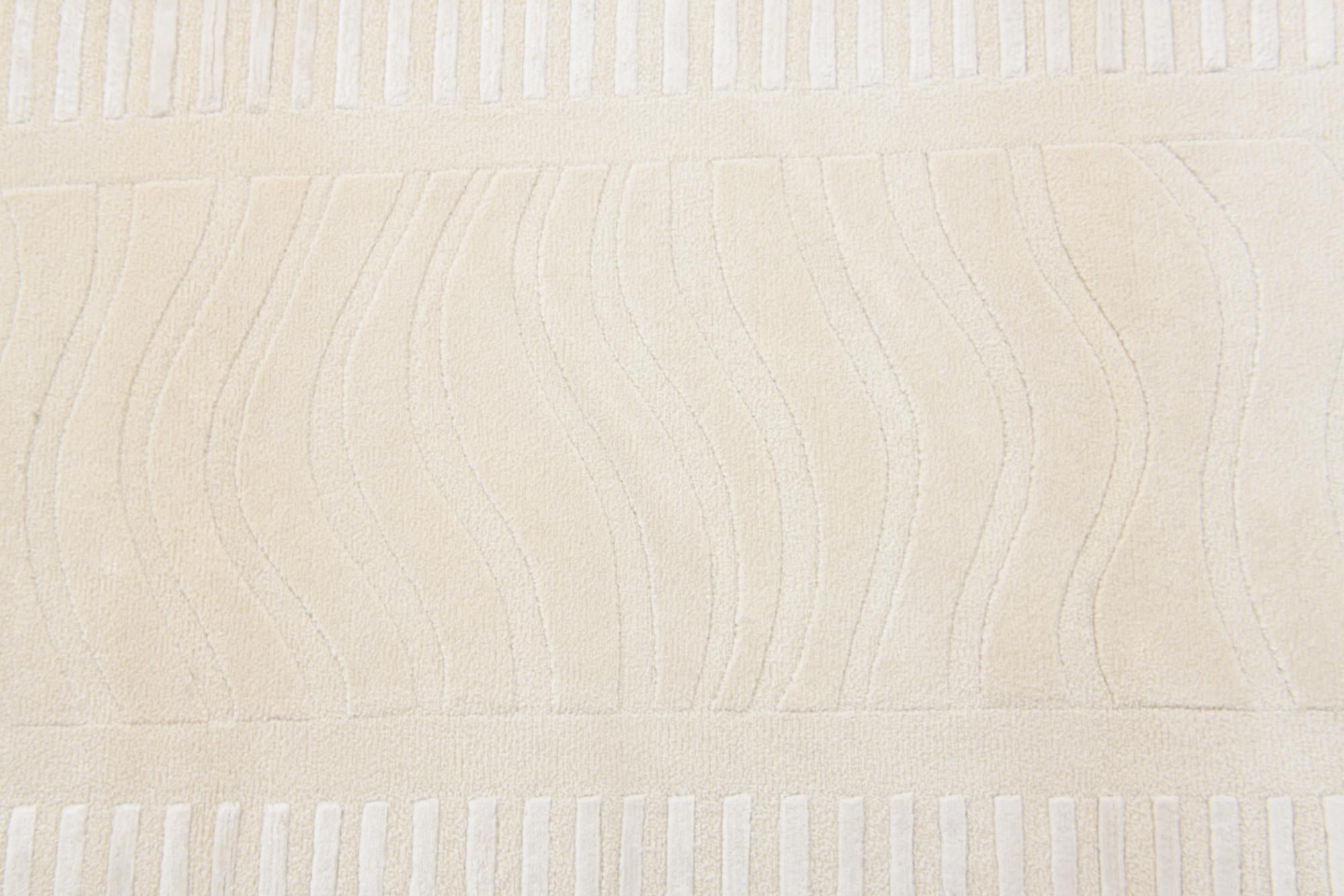 2' 9 x 10' Hand Knotted Darya Wool Runner Rug