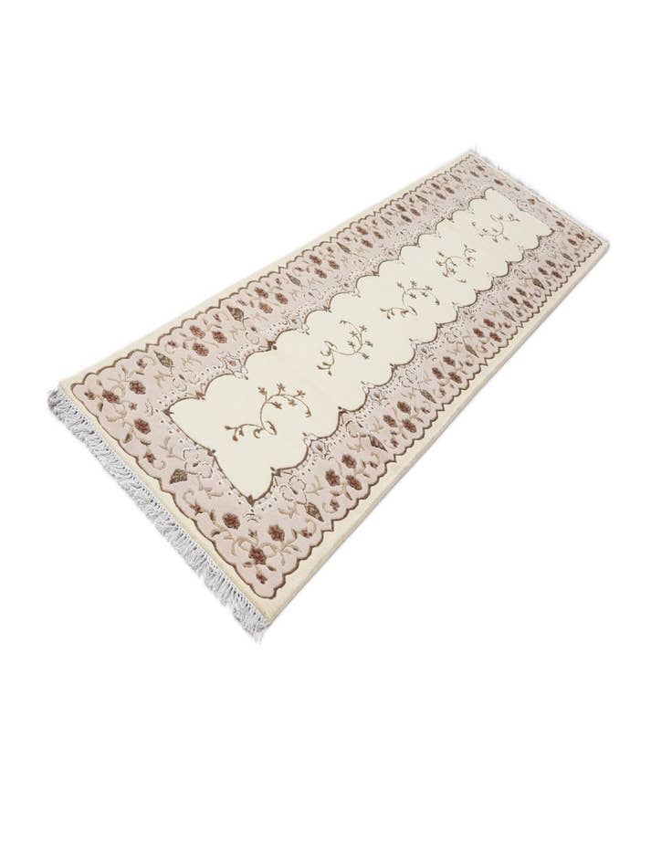 Detail image of 2' 9 x 9' 9  Hand Knotted Darya Wool Runner Rug