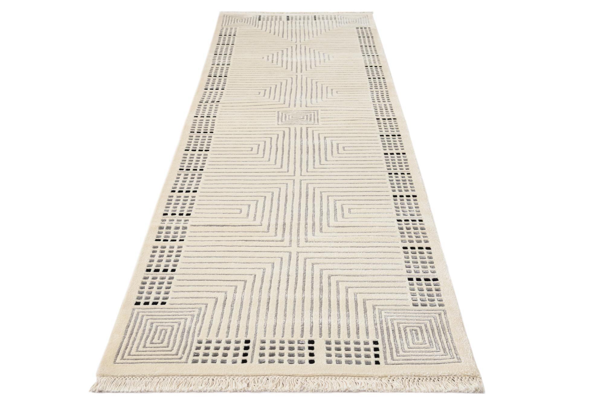 2' 8 x 9' 11 Hand Knotted Darya Wool Runner Rug