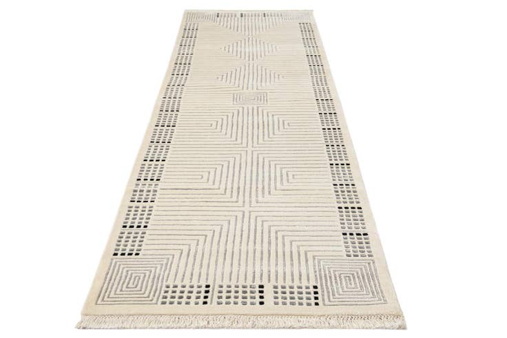 Detail image of 2' 8 x 9' 11 Hand Knotted Darya Wool Runner Rug
