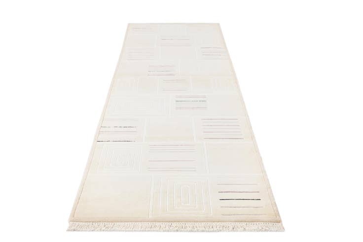 Detail image of 2' 7 x 9' 7 Hand Knotted Darya Wool Runner Rug