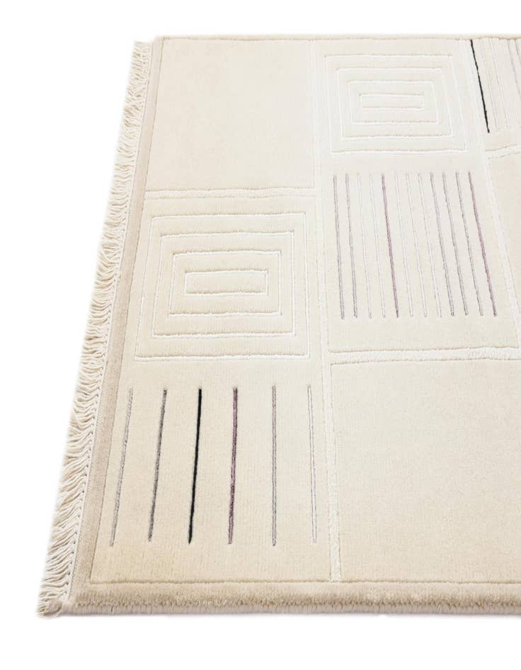 Detail image of 2' 7 x 9' 7  Hand Knotted Darya Wool Runner Rug