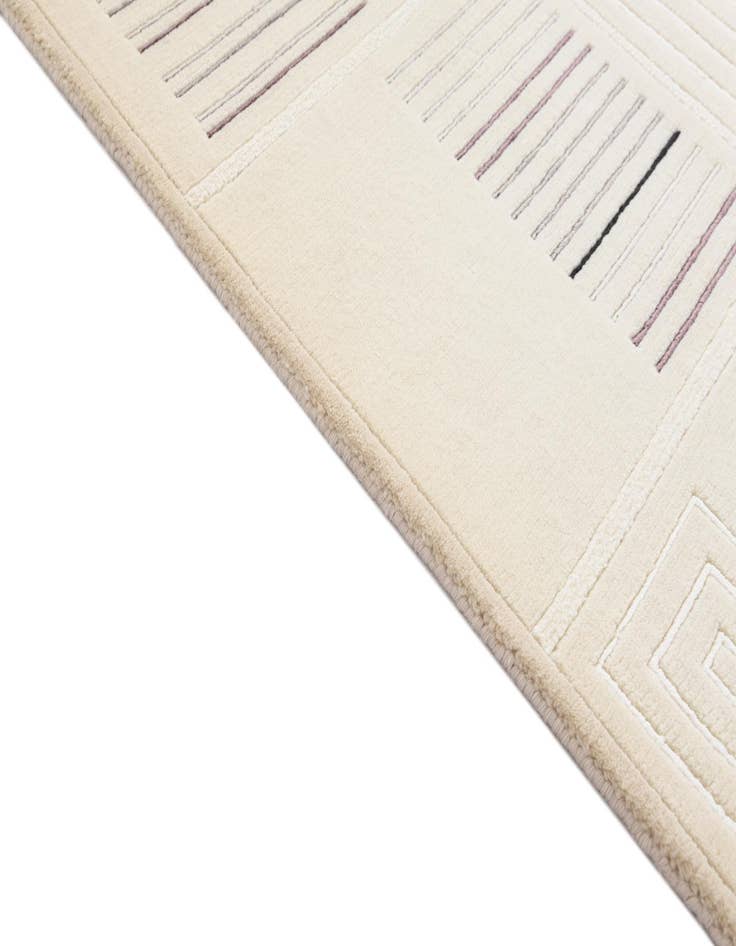 Detail image of 2' 7 x 9' 7  Hand Knotted Darya Wool Runner Rug