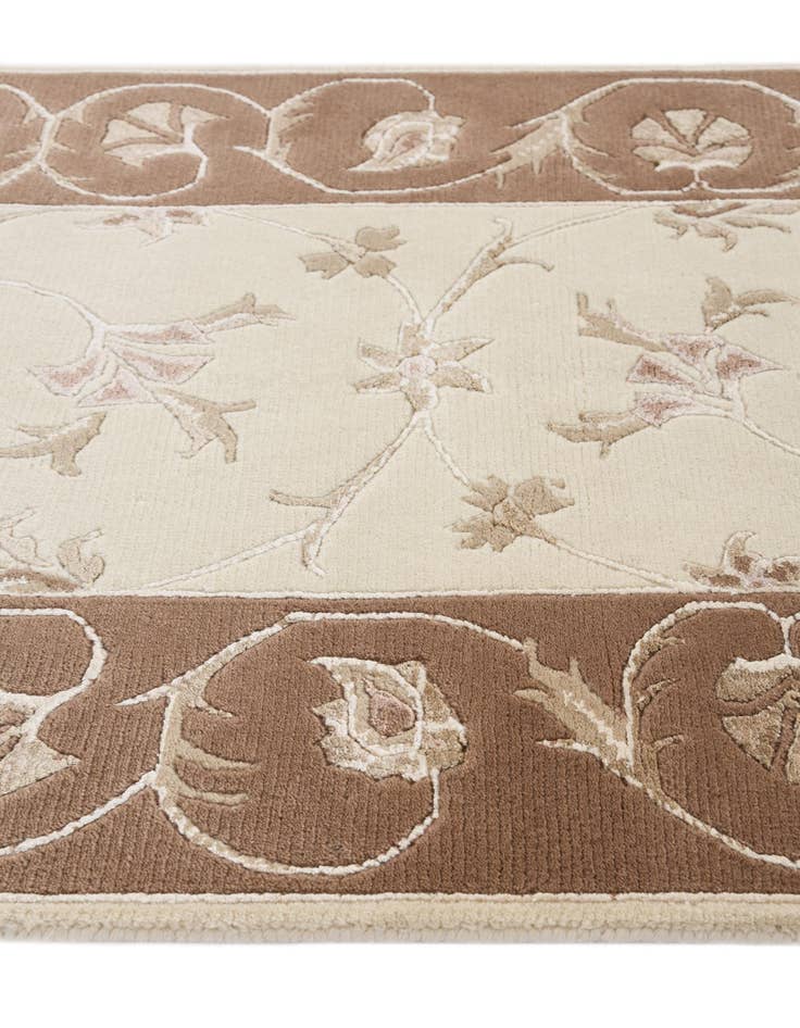 Detail image of 2' 7 x 9' 9  Hand Knotted Darya Wool Runner Rug