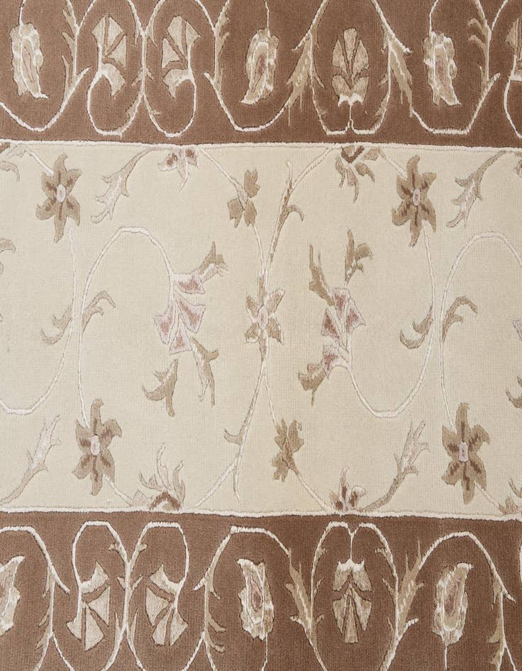 Detail image of 2' 7 x 9' 9  Hand Knotted Darya Wool Runner Rug