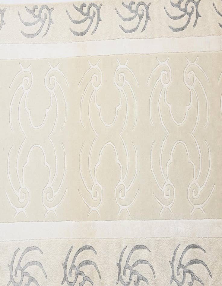 Detail image of 2' 8 x 9' 9  Hand Knotted Darya Wool Runner Rug