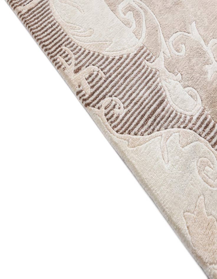 Detail image of 2' 9 x 9' 4  Hand Knotted Darya Wool Runner Rug