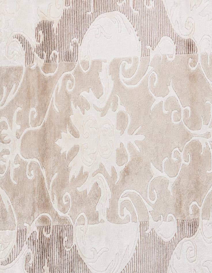 Detail image of 2' 9 x 9' 4  Hand Knotted Darya Wool Runner Rug