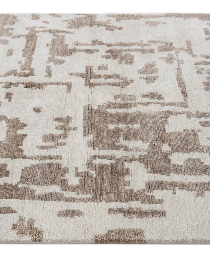 Detail image of 2' 8 x 9' 10  Hand Knotted Darya Wool Runner Rug
