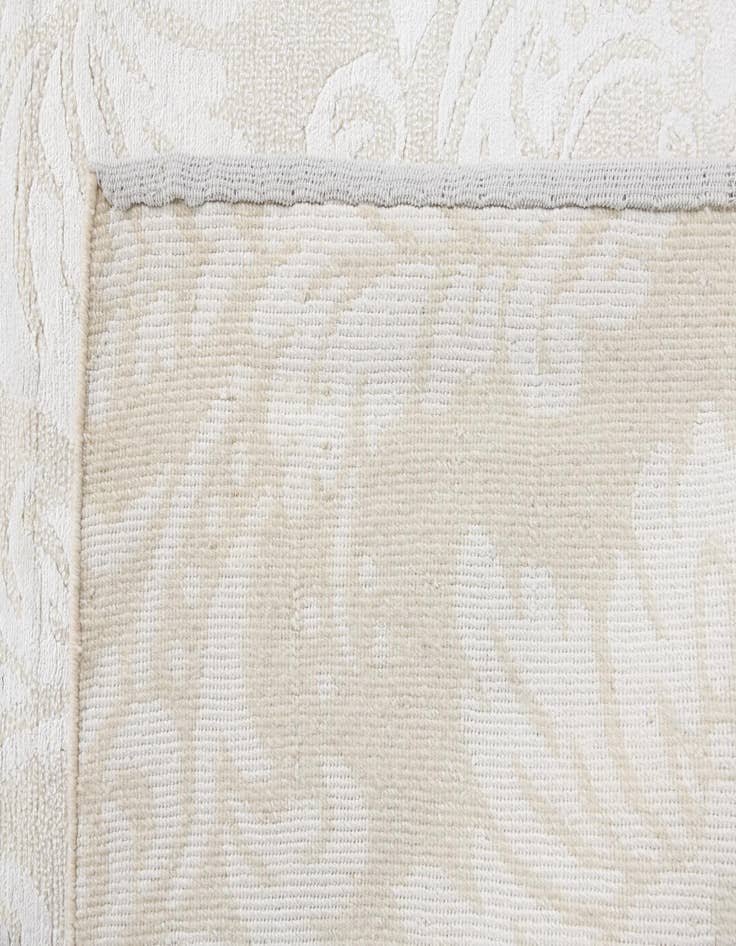 Detail image of 2' 10 x 9' 10  Hand Knotted Darya Wool Runner Rug