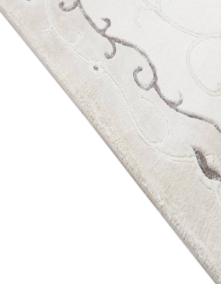 Detail image of 2' 8 x 9' 9 Hand Knotted Darya Wool Runner Rug
