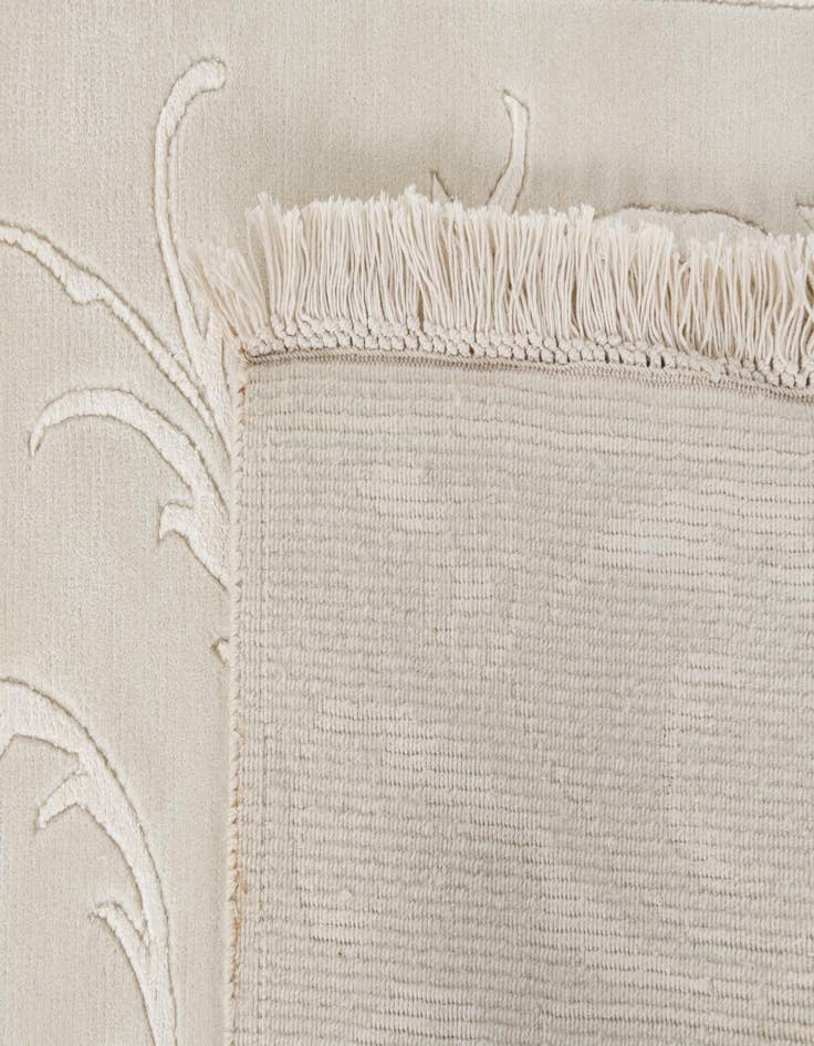 Detail image of 3' 3 x 13'  Hand Knotted Darya Wool Runner Rug